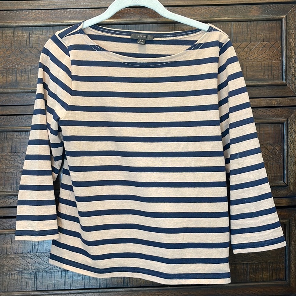 Women’s top✨